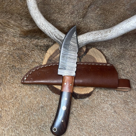 Damascus skinner brown wood handle